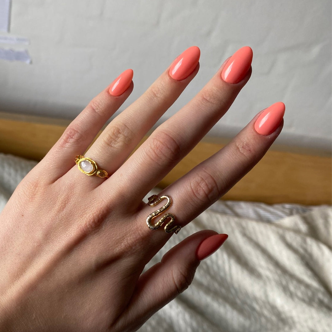 Gel Polish • 529 Electric Coral • 21FREE