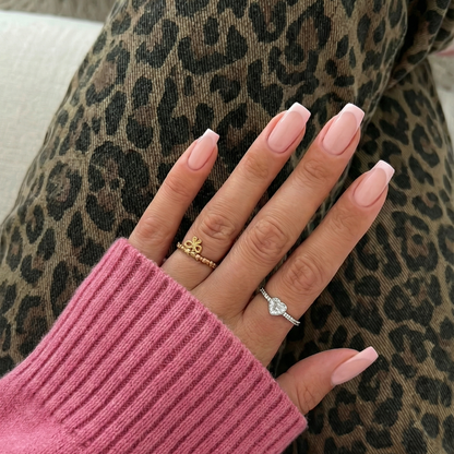 Gel Polish • 822 Sweet Blush • 21FREE • The Gel Collection™