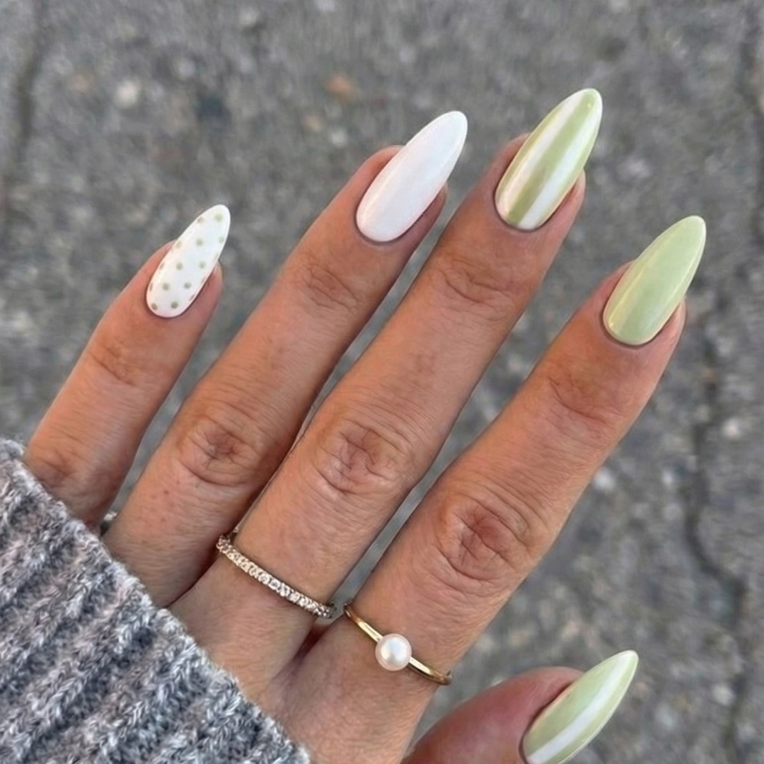 Gel Polish • 712 Pistachio Cream • 21FREE