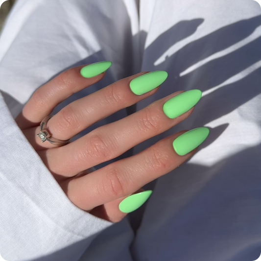 Gel Polish • 830 Minty Mermaid • 21FREE • The Gel Collection™