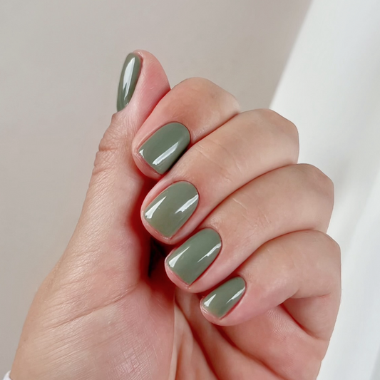 Gel Polish • 858 Sage Whisper • 21FREE • The Gel Collection™