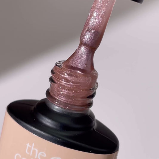 Cat Eye Velvet Gel Polish • Sandy Glow • 21FREE • The Gel Collection™