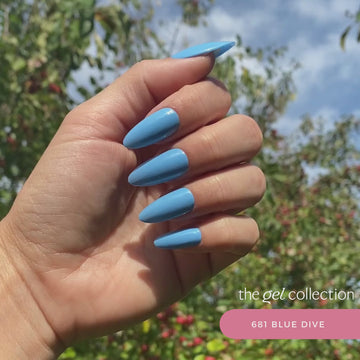 Gel Polish • 681 Blue Dive • 21FREE