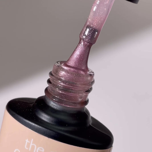 Cat Eye Velvet Gel Polish • Pillow Talk • 21FREE • The Gel Collection™