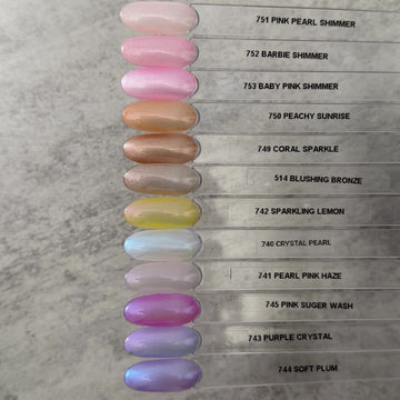 Gel Polish • 752 Barbie Shimmer (semi-transparent) • 21FREE