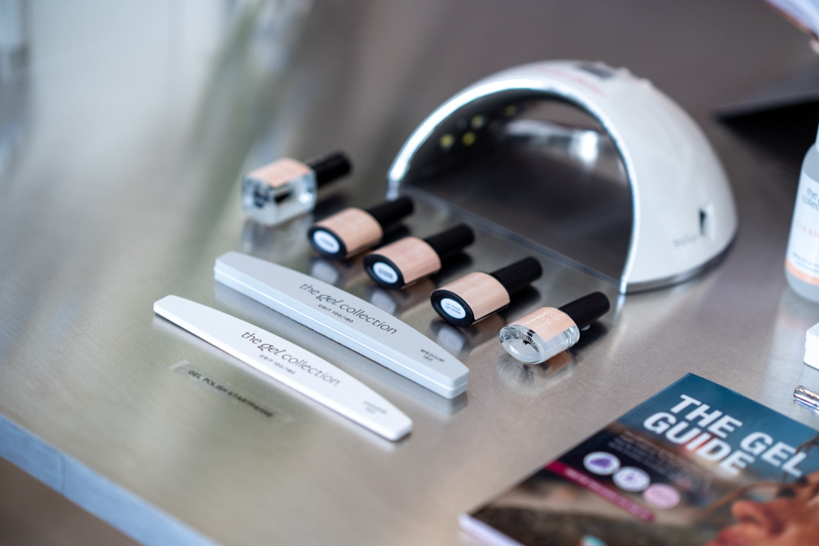 Neglefeber 21FREE produkter — gel polish flatlay